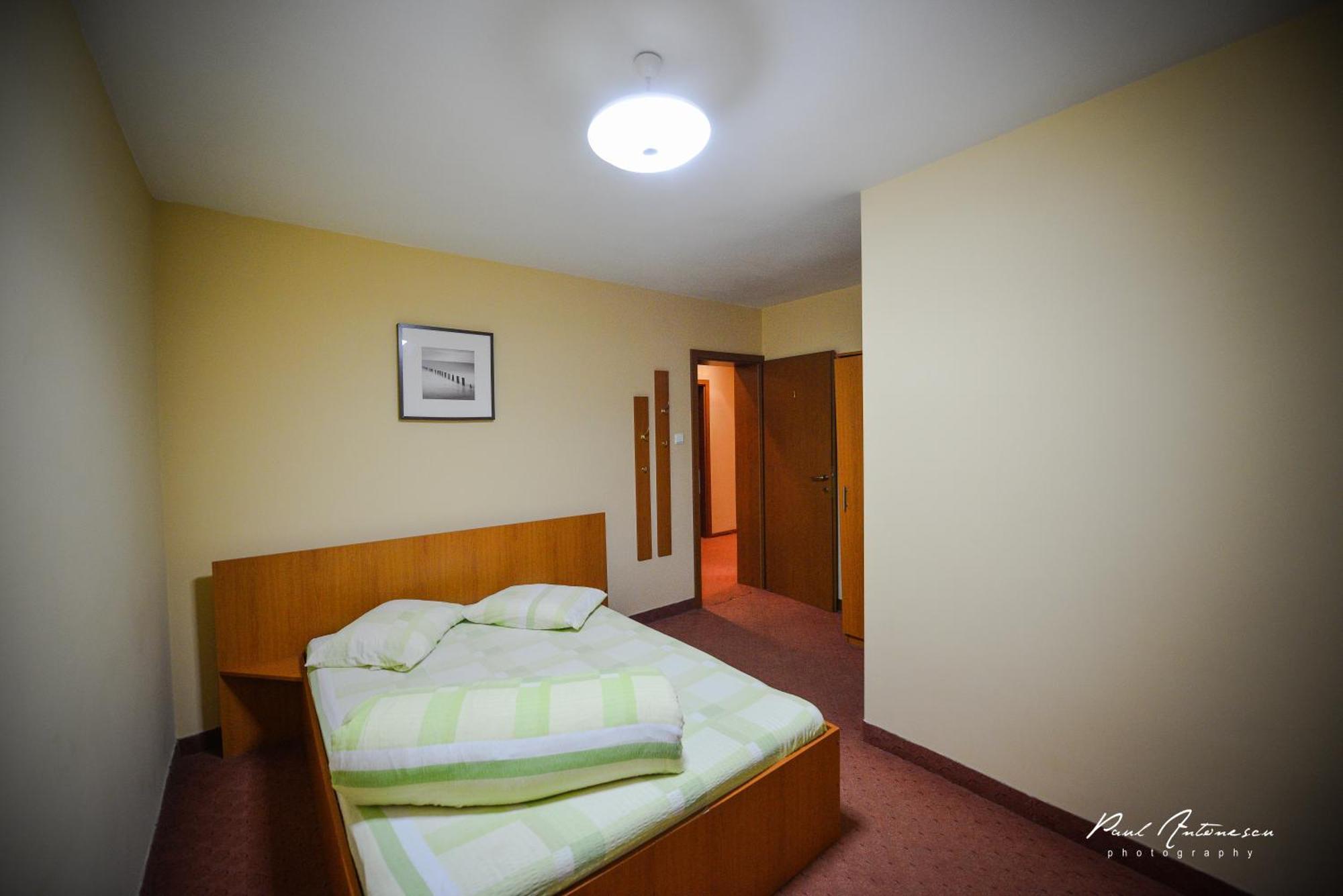 Pension Florica Piteşti Cameră foto